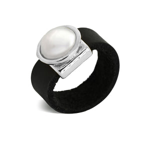 Pearl and leather silver plated ring - SEA Smadar Eliasaf